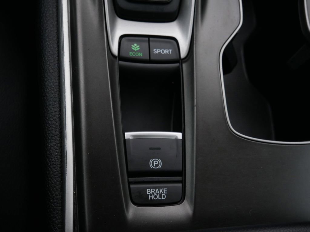 Used 2018 Honda Accord Sport image 24