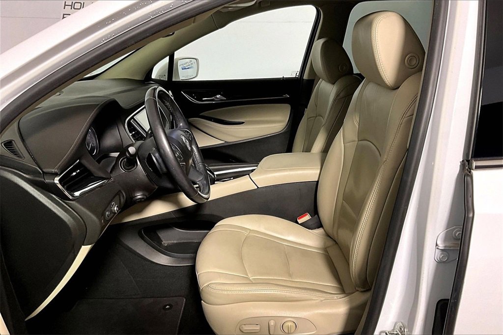 Used 2018 Buick Enclave Premium w/ Experience Buick Package image 20