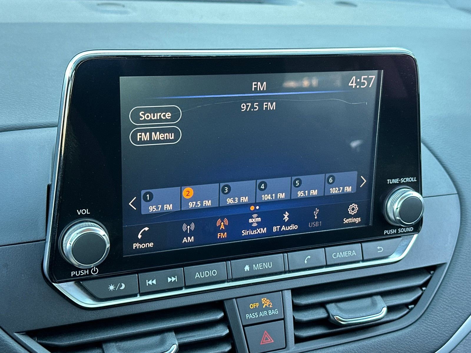 Used 2022 Nissan Altima 2.5 SV image 16