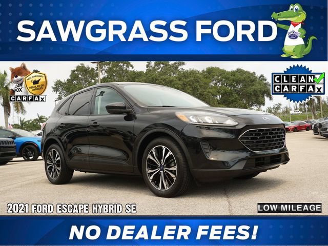 Certified 2021 Ford Escape SE w/ SE Sport Appearance Package FWD image 1
