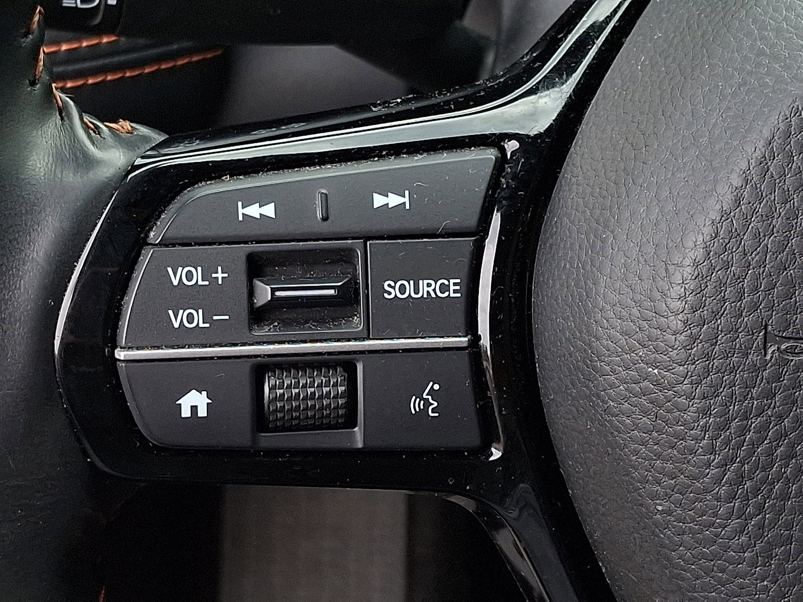 Used 2025 Honda HR-V Sport image 20