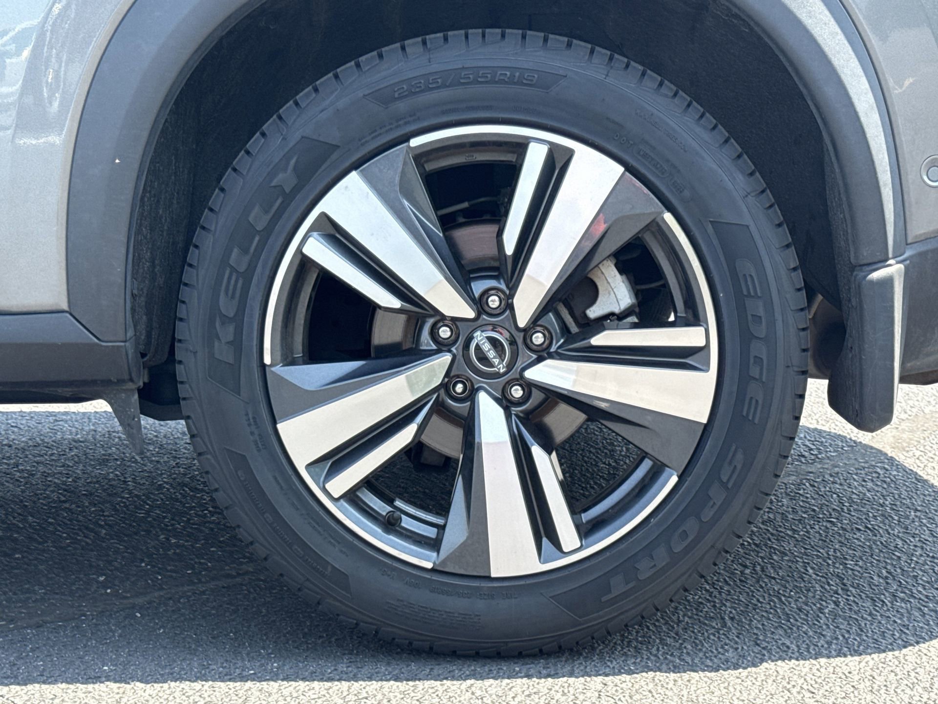 Used 2023 Nissan Rogue SL w/ SL Premium Package FWD image 23