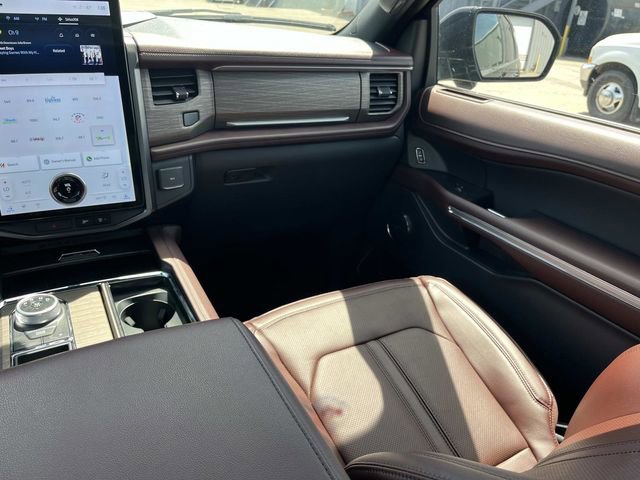 Certified 2023 Ford Expedition Limited RWD image 20