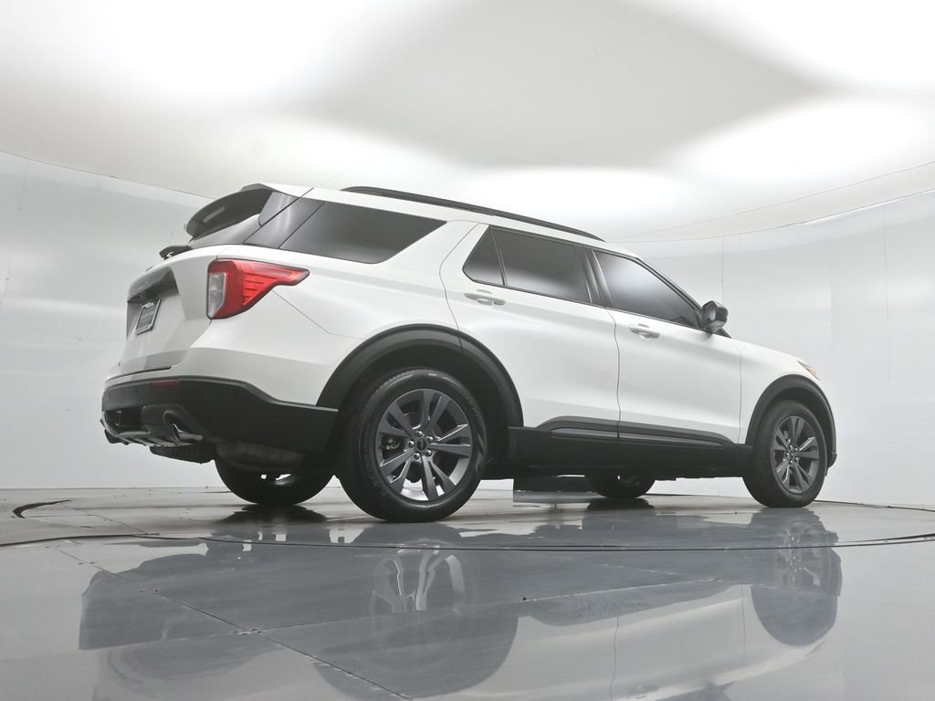Certified 2023 Ford Explorer XLT w/ Equipment Group 202A RWD image 47