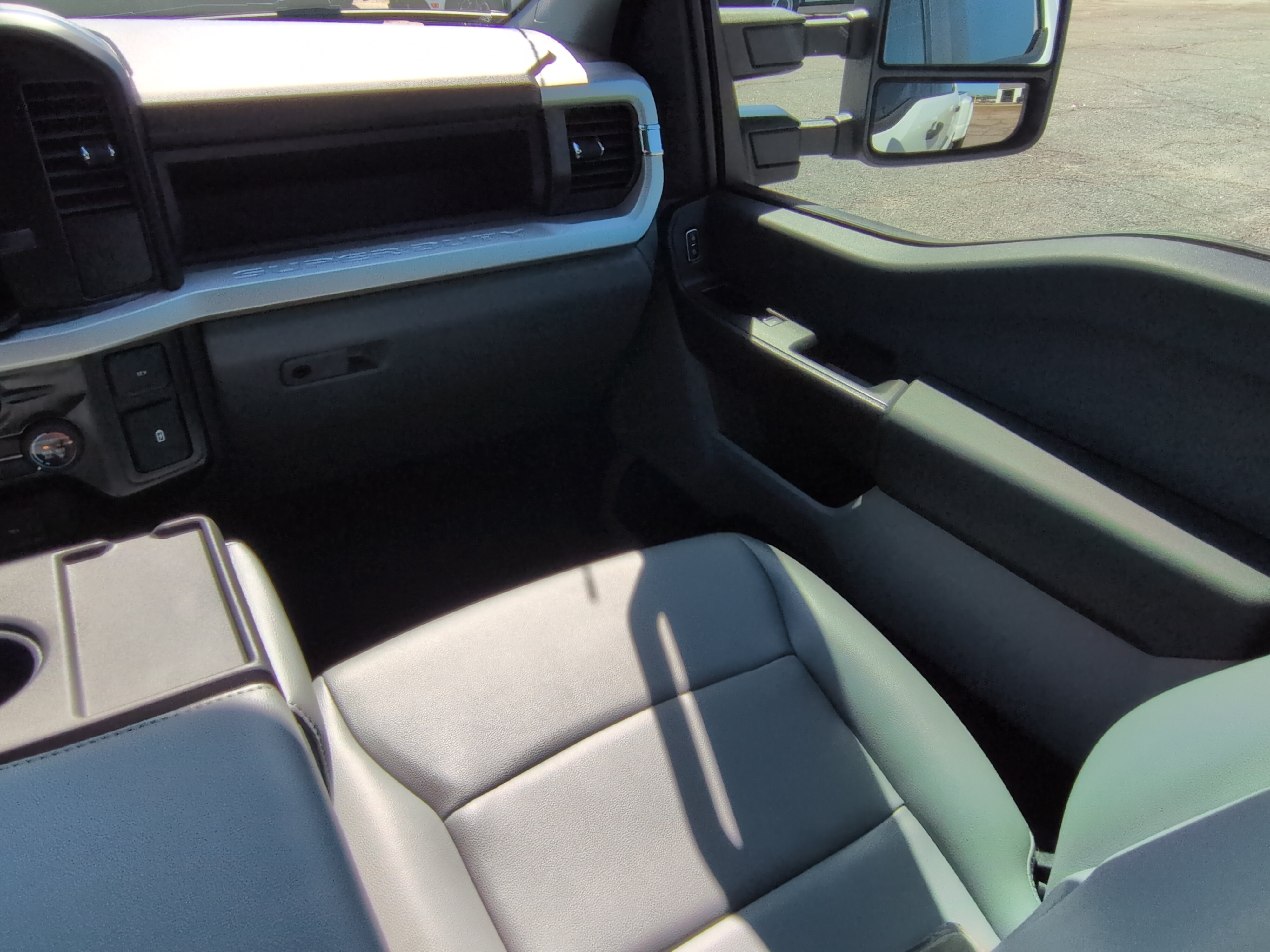 Certified 2025 Ford F350 XL AWD/4WD image 15