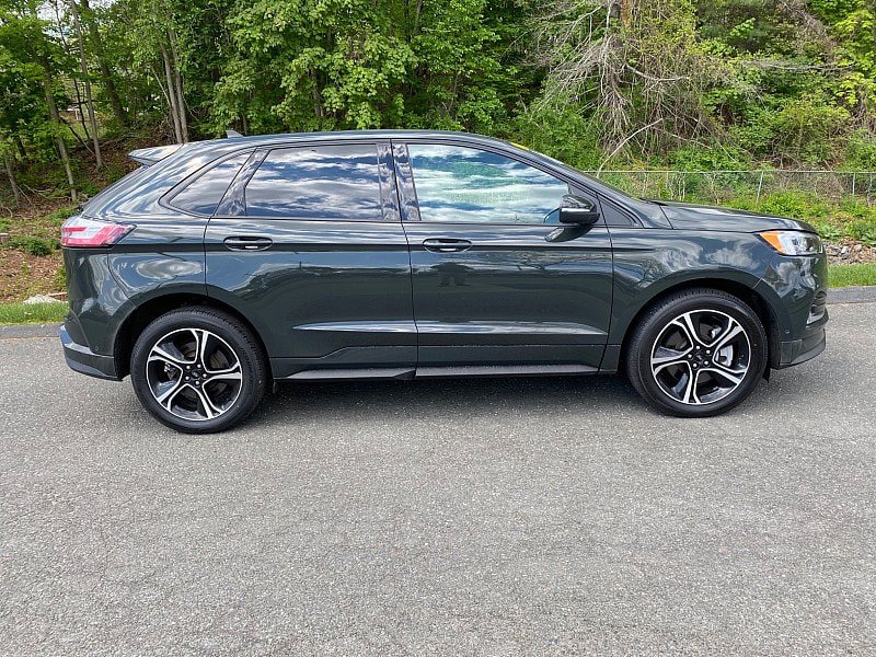 Certified 2022 Ford Edge ST w/ Equipment Group 401A AWD/4WD image 5