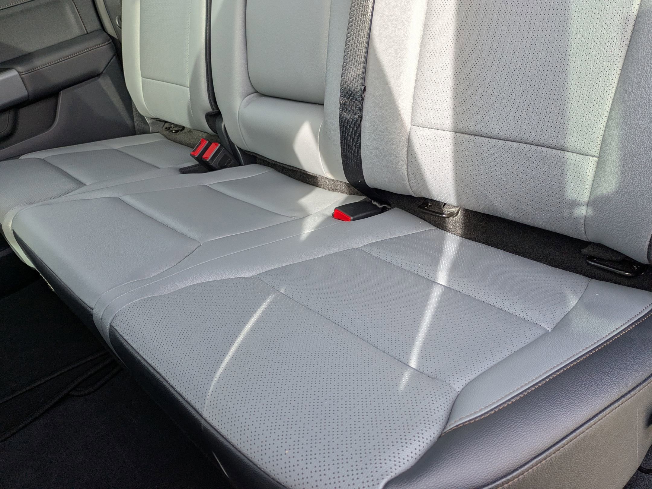 Certified 2025 Ford F150 Lightning Lariat image 33