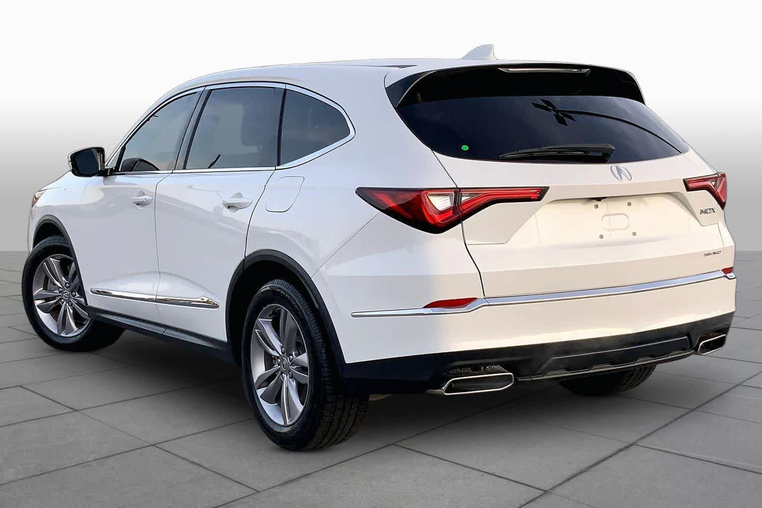 Used 2022 Acura MDX SH-AWD image 11