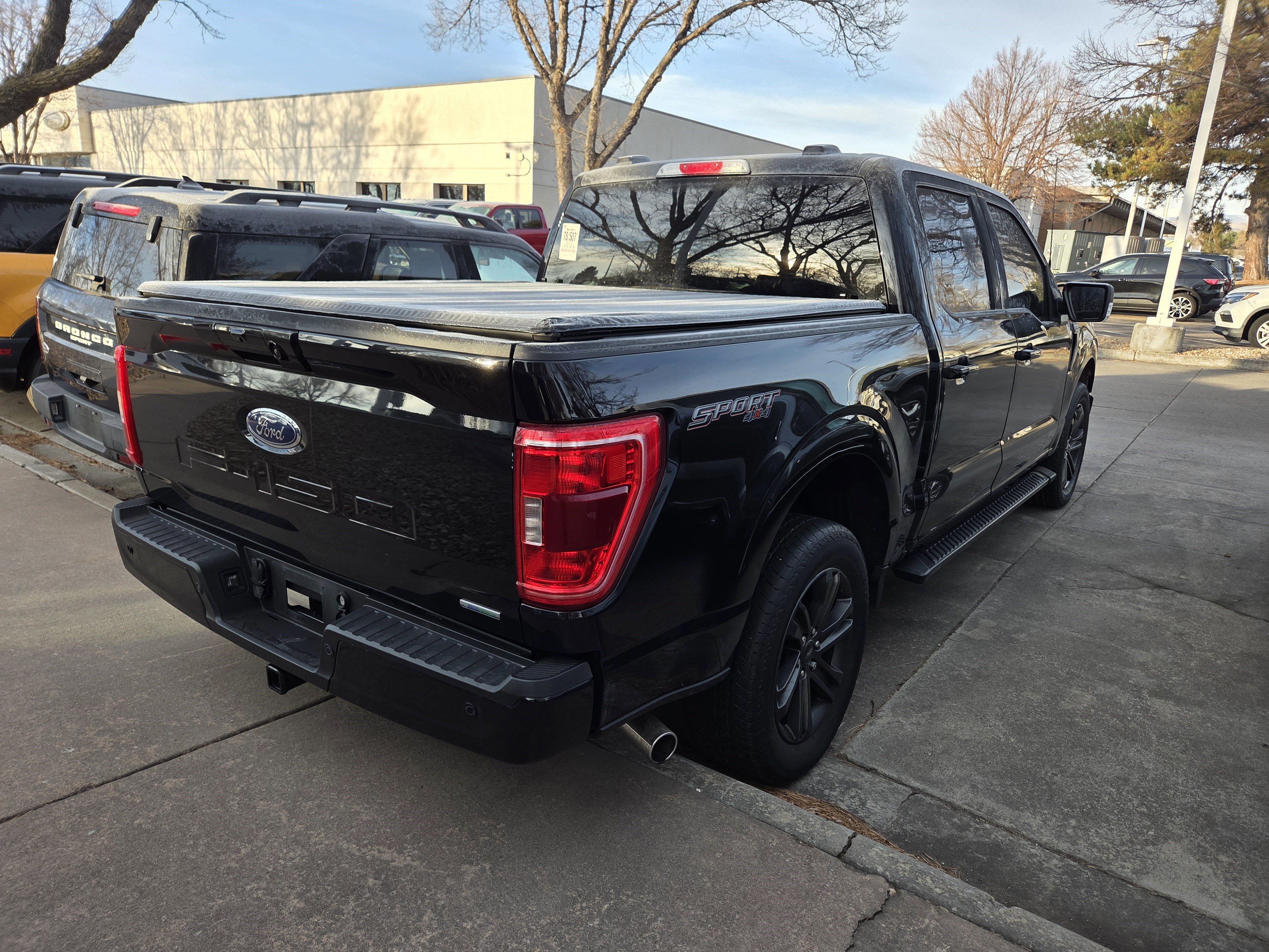 Certified 2022 Ford F150 XLT w/ Equipment Group 302A High image 6