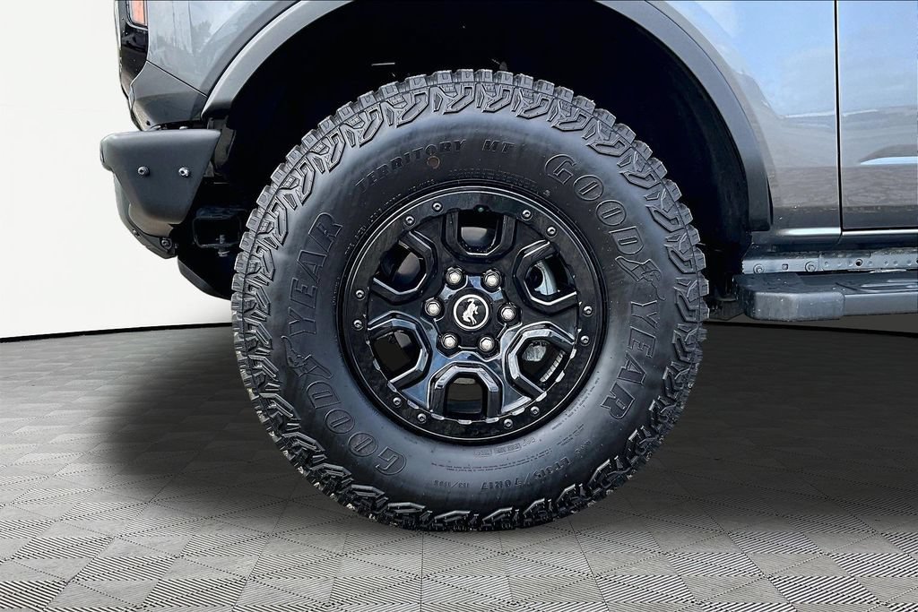 Certified 2024 Ford Bronco Wildtrak AWD/4WD image 9