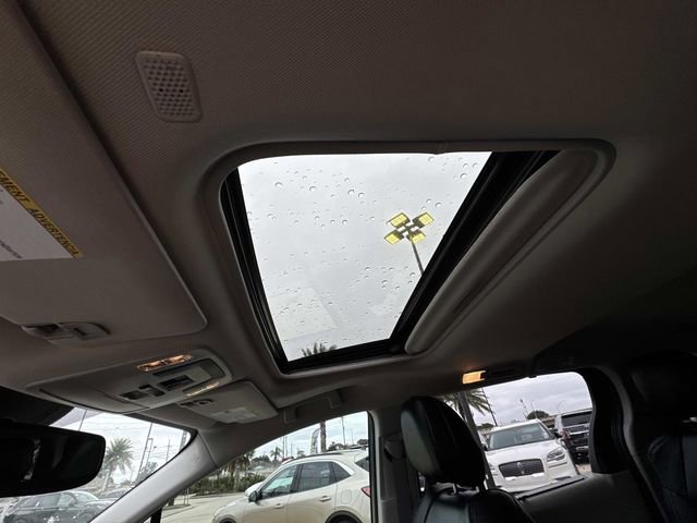 Used 2024 Toyota Sienna XLE image 28