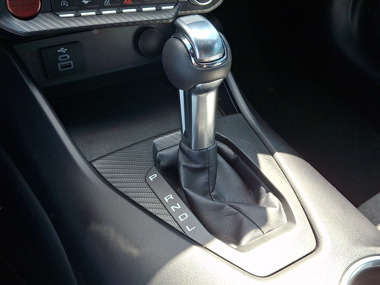 Certified 2025 Ford Mustang Coupe RWD image 22