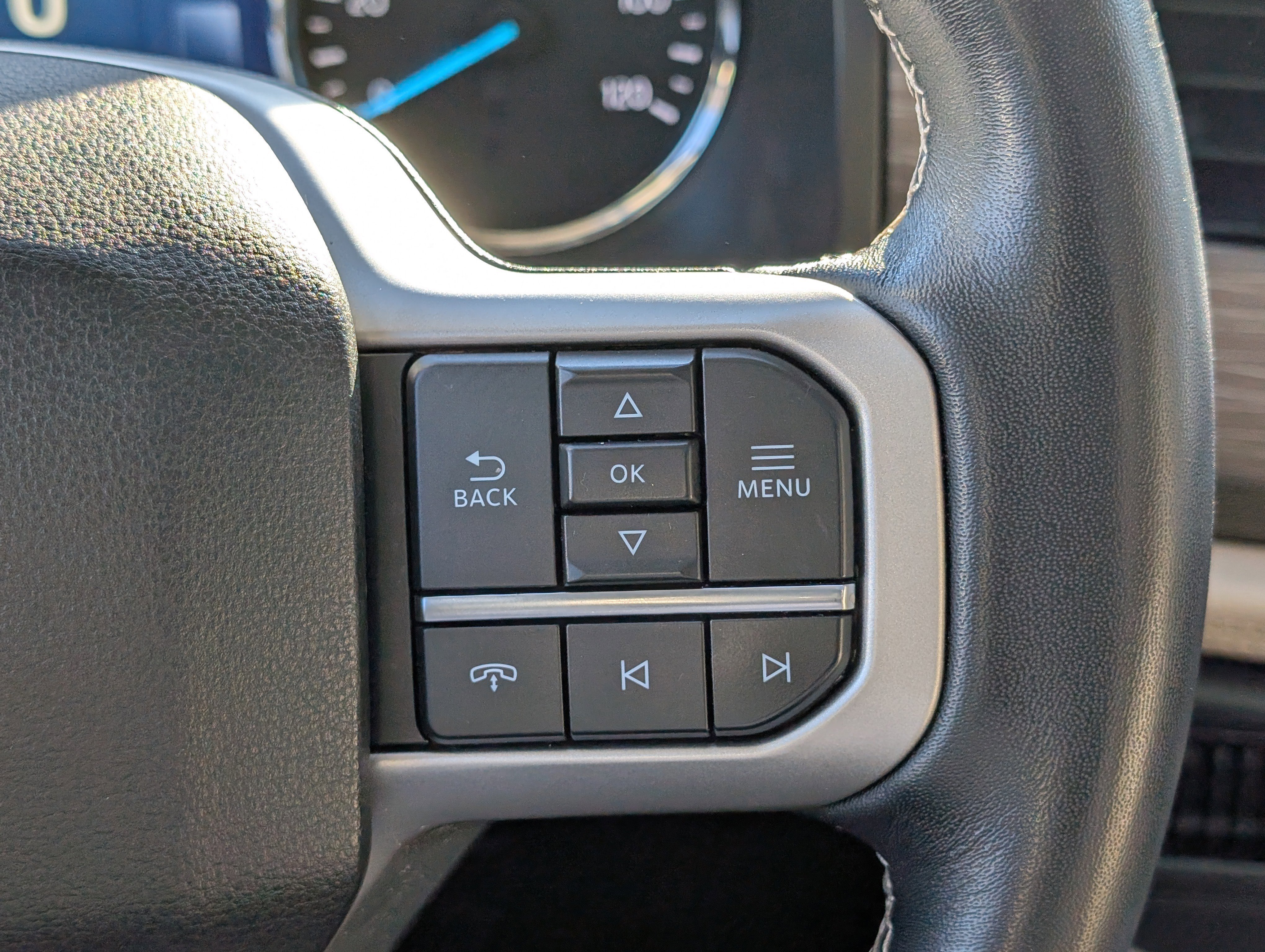 Certified 2022 Ford Expedition Limited image 30