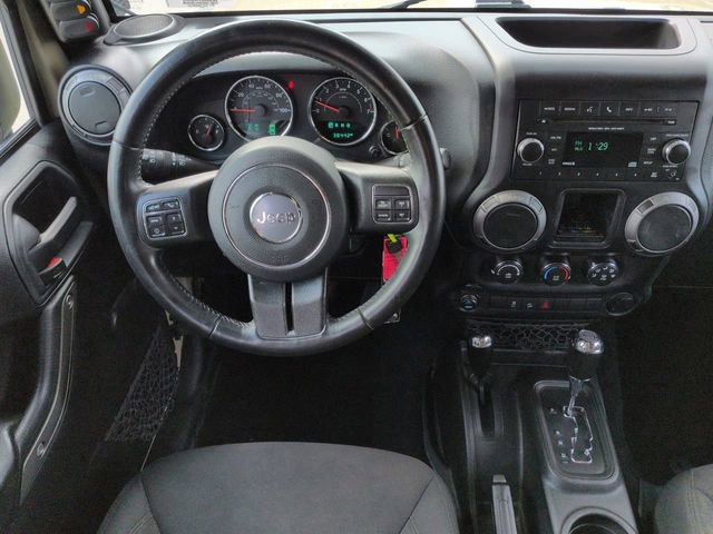 Used 2017 Jeep Wrangler Unlimited Sport w/ Connectivity Group image 16