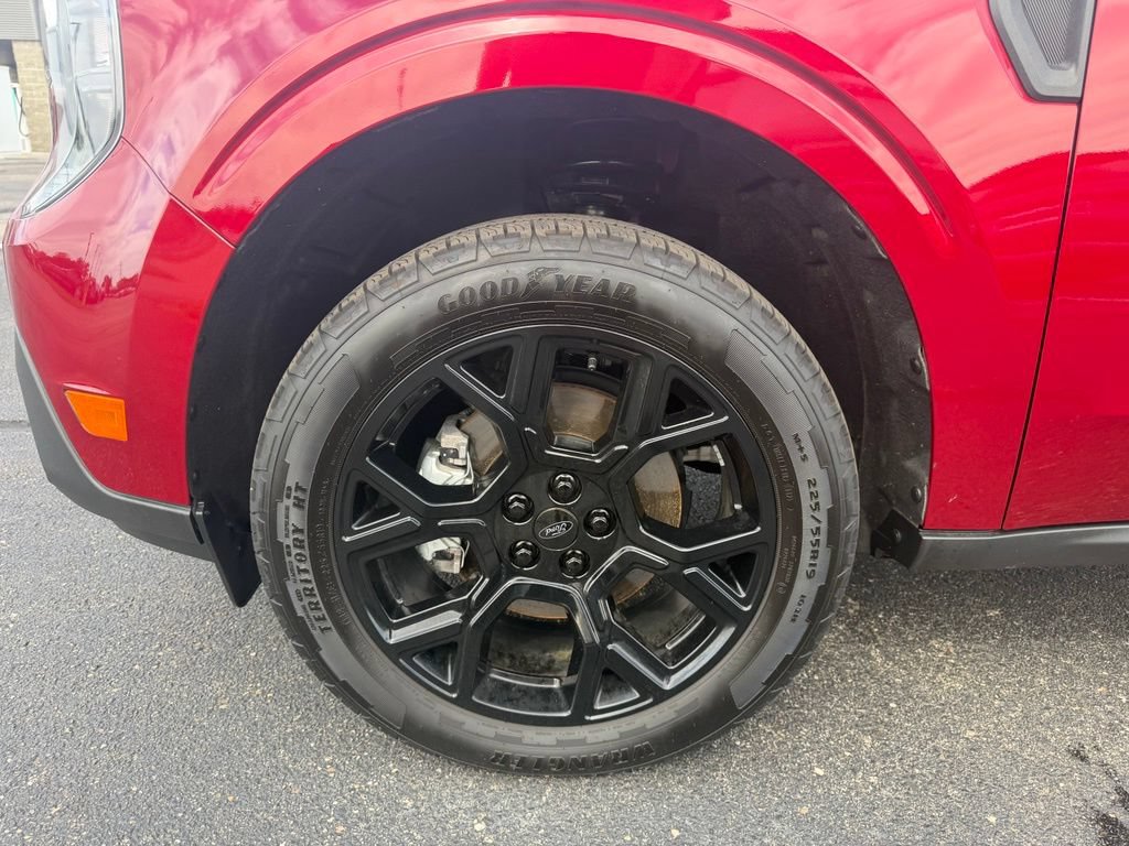 Certified 2025 Ford Maverick XLT w/ Black Appearance Package AWD/4WD image 12