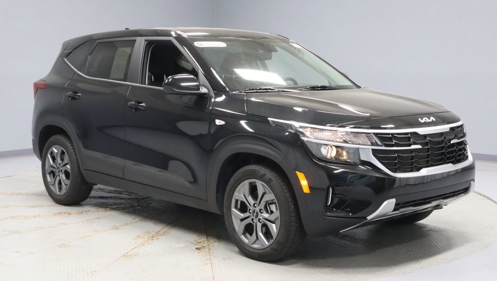 Used 2024 Kia Seltos LX