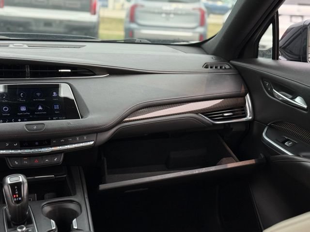 Used 2019 Cadillac XT4 Sport w/ Cold Weather Package AWD/4WD image 28