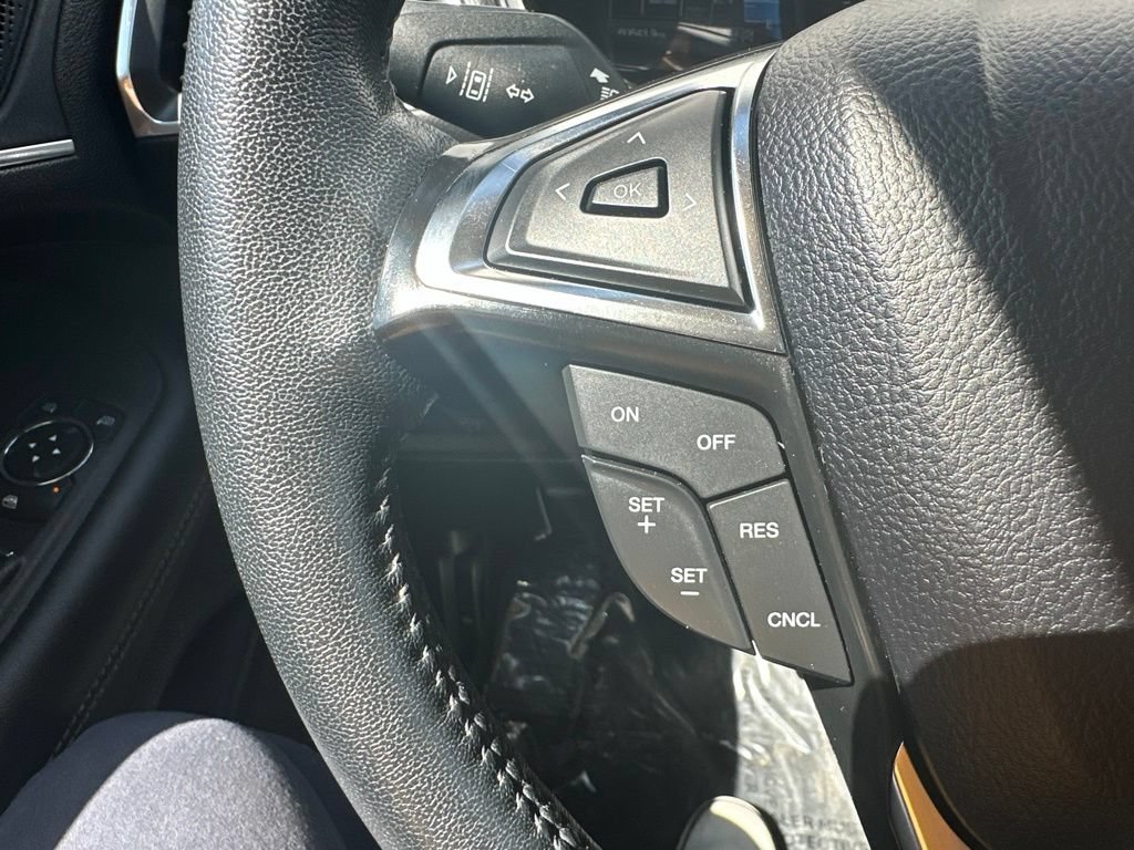 Certified 2024 Ford Edge Titanium AWD/4WD image 39