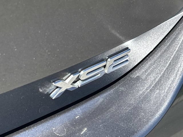 Used 2023 Toyota Highlander XSE FWD image 13