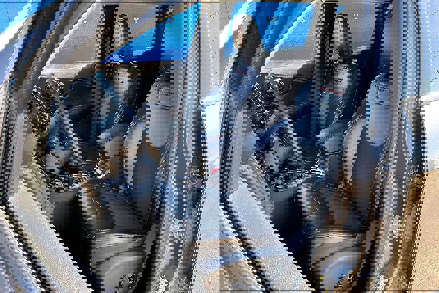 Used 2019 Jeep Cherokee Trailhawk w/ Cold Weather Group image 7