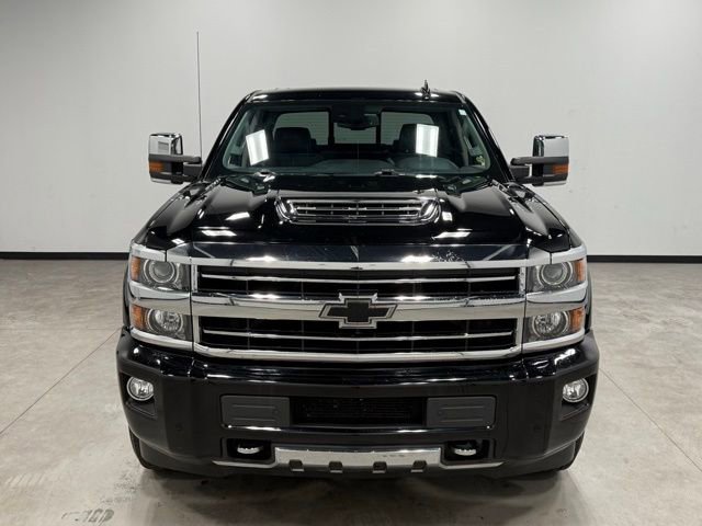 Used 2019 Chevrolet Silverado 2500 High Country w/ Duramax Plus Package image 4