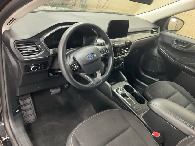 Certified 2025 Ford Escape Active AWD/4WD image 6