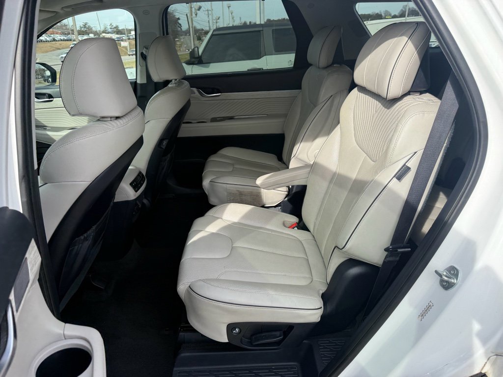 Used 2024 Hyundai Palisade Calligraphy image 18