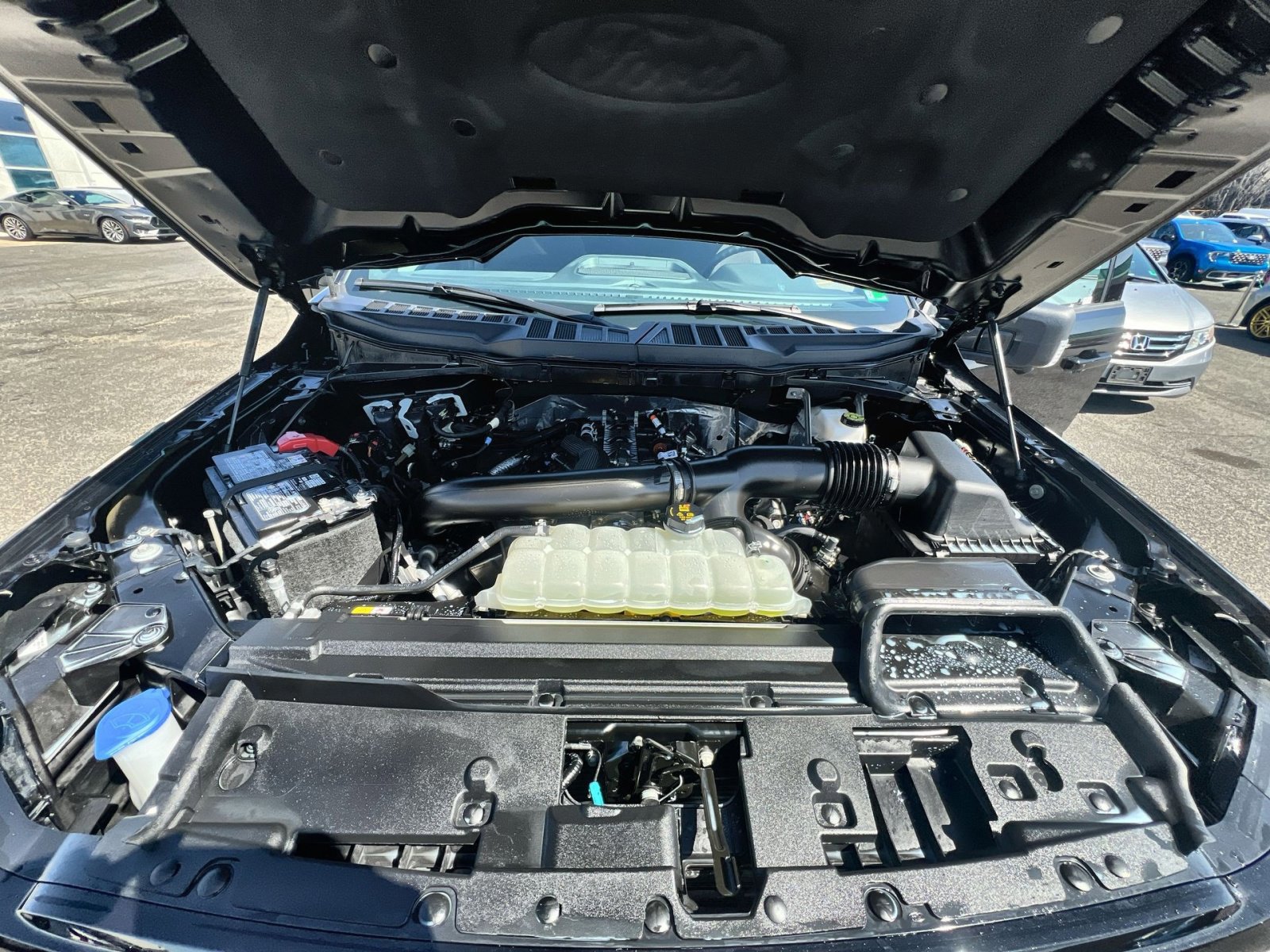 Certified 2025 Ford F150 XLT w/ Equipment Group 302A MID image 27