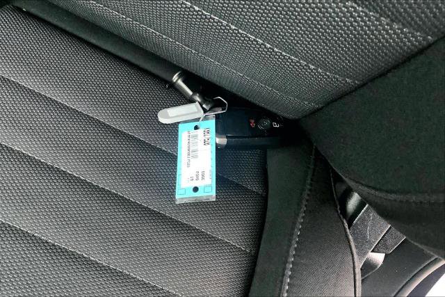 Certified 2019 Ford Edge SE image 14