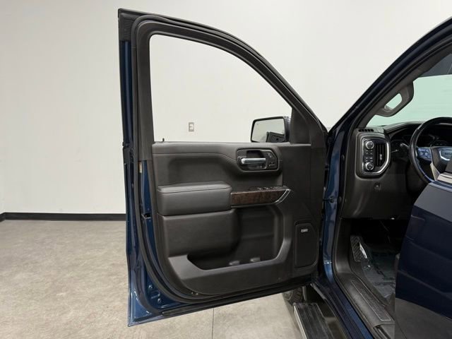 Used 2021 GMC Sierra 1500 Denali w/ Denali Premium Package AWD/4WD image 14