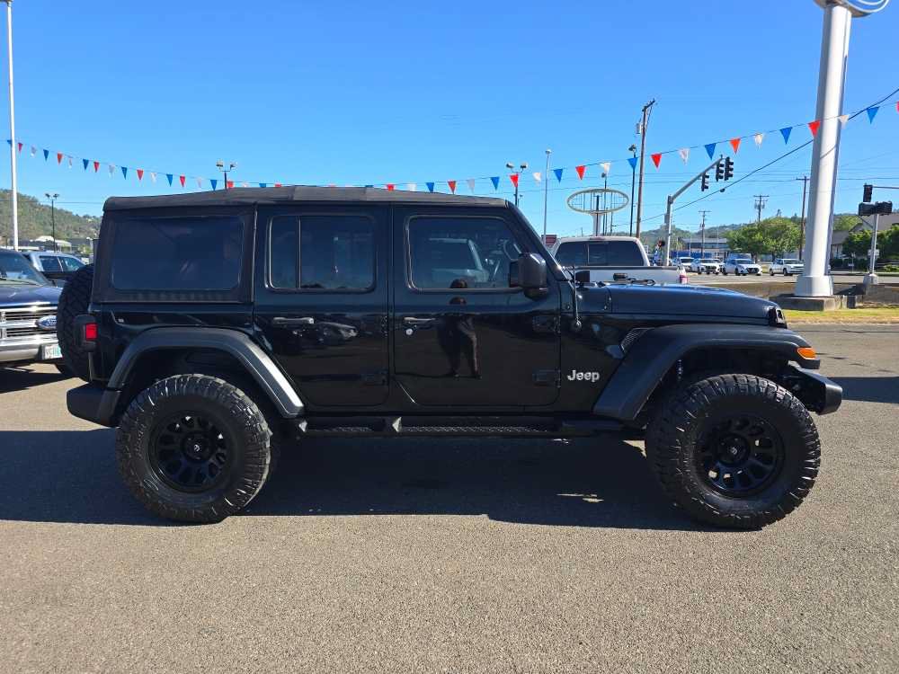 Used 2018 Jeep Wrangler Unlimited Sport AWD/4WD image 6