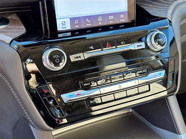 Certified 2022 Ford Explorer Platinum w/ Equipment Group 601A image 14