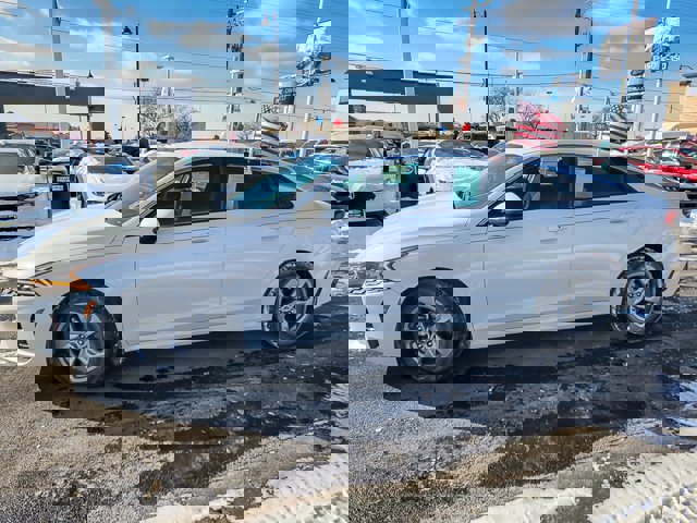 Used 2023 Kia K5 LXS image 3