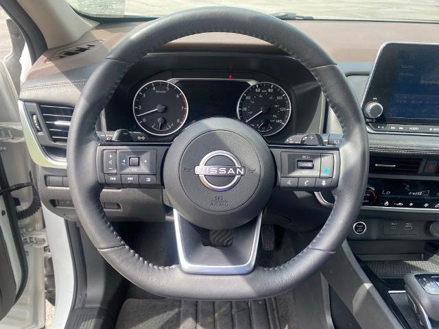 Used 2023 Nissan Rogue SV w/ SV Premium B Package AWD/4WD image 17