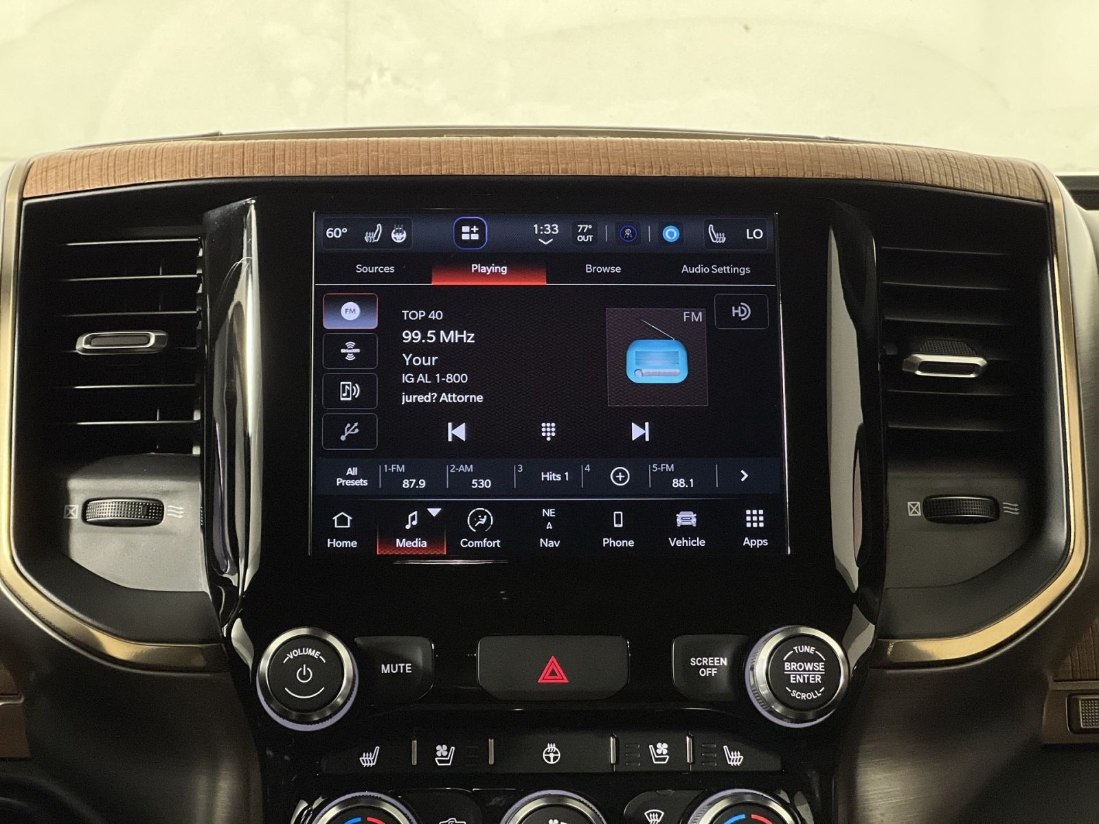 Used 2022 RAM 1500 Limited w/ Trailer Tow Group AWD/4WD image 18