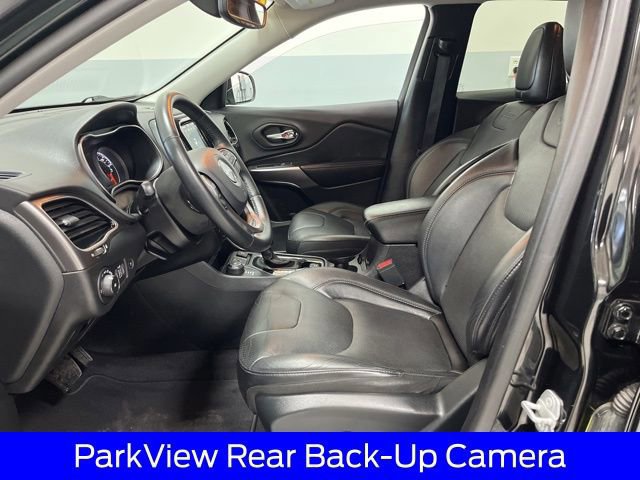 Used 2019 Jeep Cherokee Limited image 18