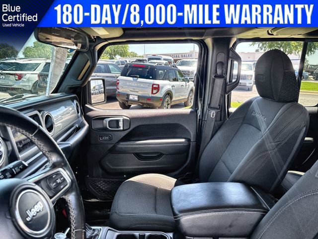 Used 2019 Jeep Wrangler Unlimited Sahara AWD/4WD image 14