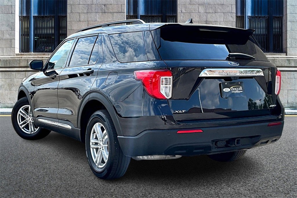 Certified 2023 Ford Explorer XLT w/ Class IV Trailer Tow Package image 10