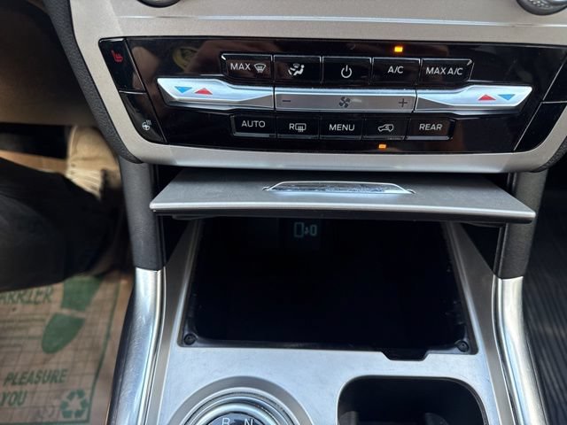 Certified 2022 Ford Explorer XLT w/ Equipment Group 202A AWD/4WD image 26