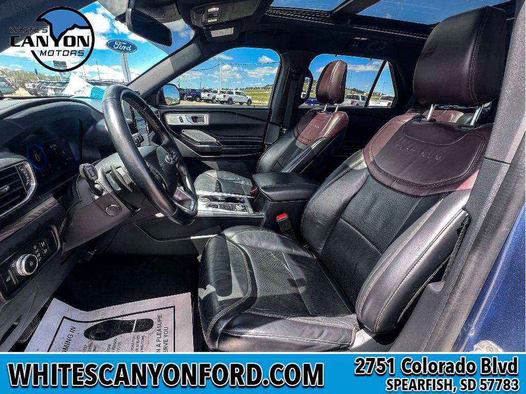 Certified 2020 Ford Explorer Platinum w/ Premium Technology Package AWD/4WD image 5