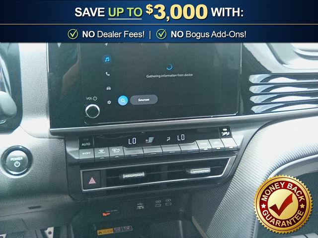 Used 2025 Toyota Camry SE w/ Convenience Package FWD image 26