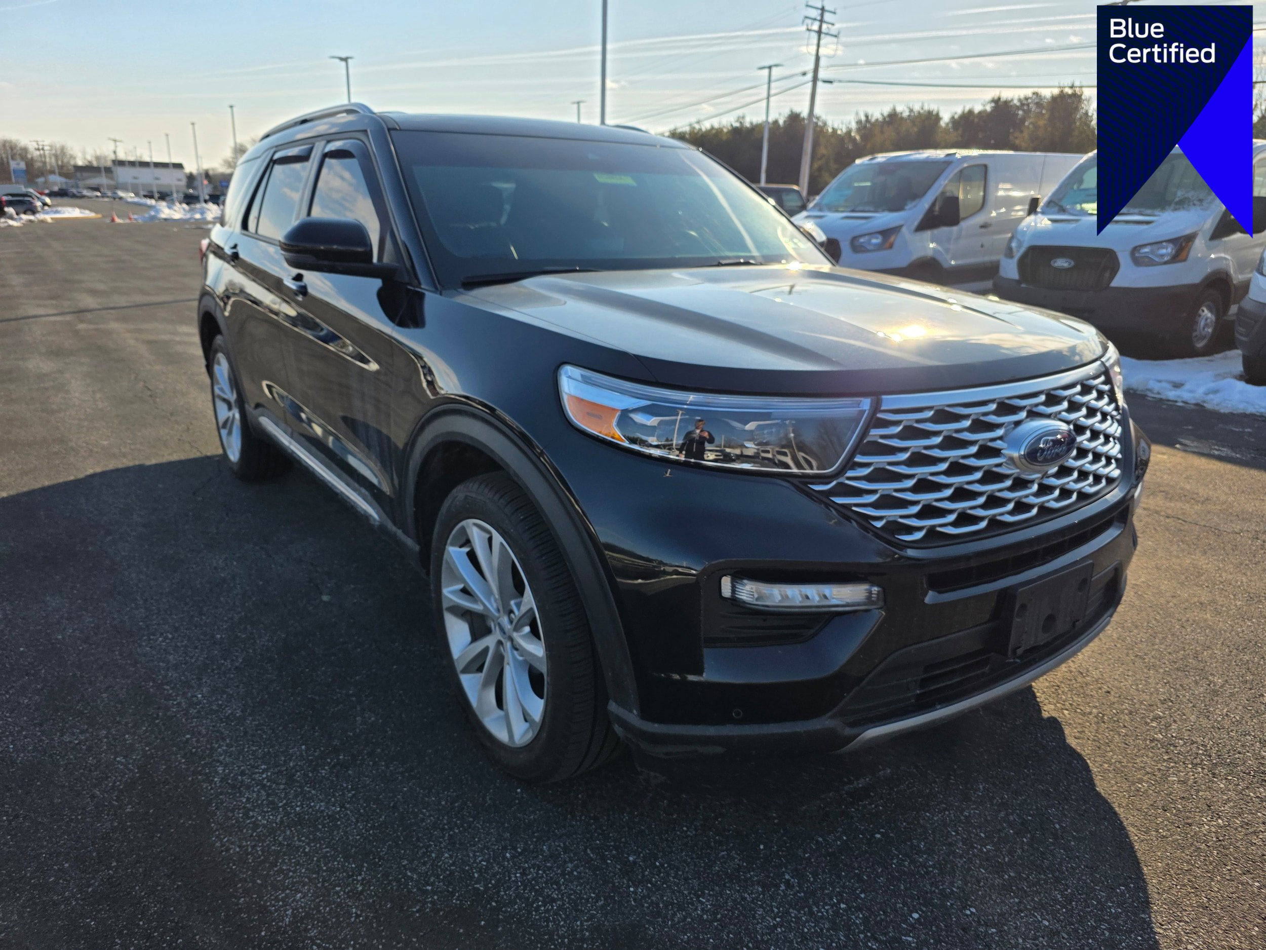 Certified 2023 Ford Explorer Platinum w/ Technology Package image 1