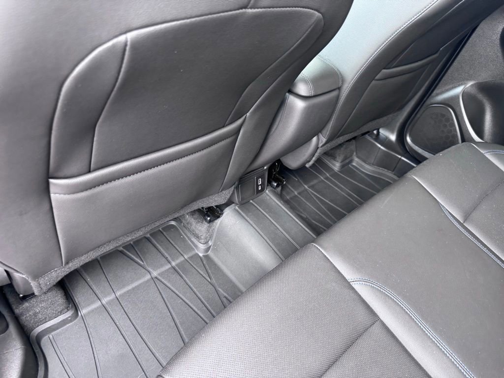 Used 2025 Buick Encore GX Sport Touring image 21