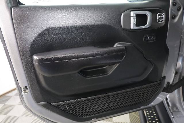 Used 2020 Jeep Gladiator Rubicon AWD/4WD image 26