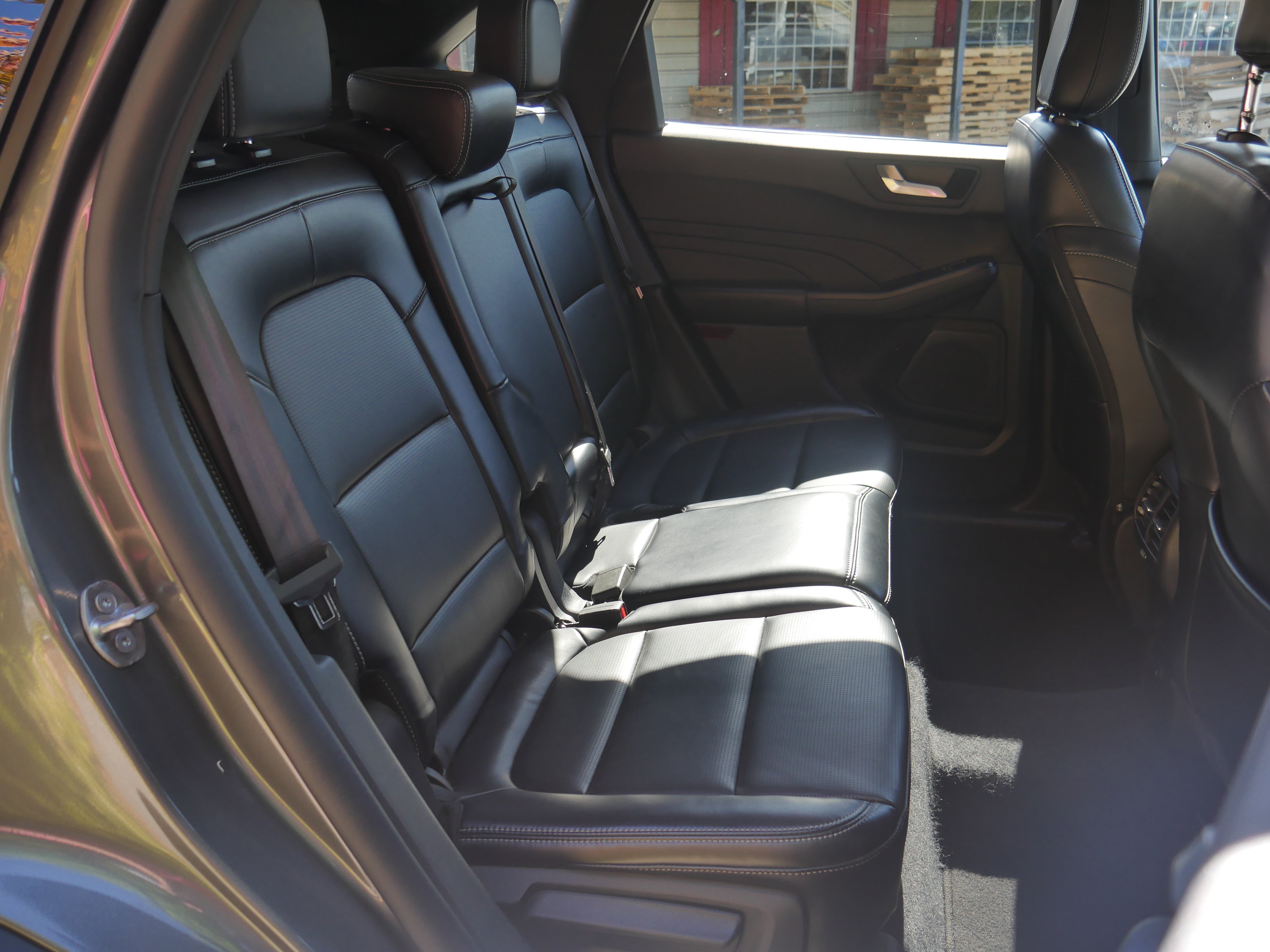 Certified 2025 Ford Escape Platinum AWD/4WD image 26
