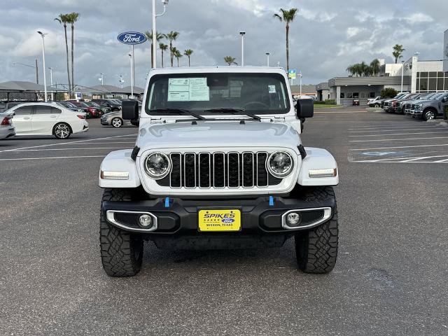 Used 2024 Jeep Wrangler Unlimited Sahara AWD/4WD image 9