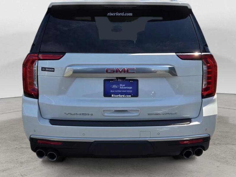 Used 2023 GMC Yukon Denali w/ Advanced Technology Package AWD/4WD image 4
