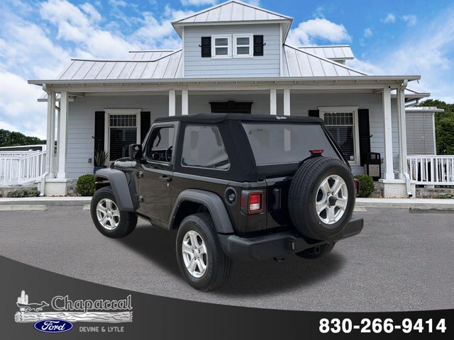 Used 2021 Jeep Wrangler Sport AWD/4WD image 4