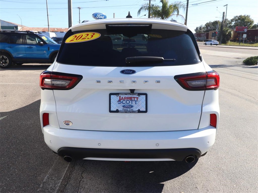 Certified 2023 Ford Escape ST-Line w/ Tech Pack #1 image 4