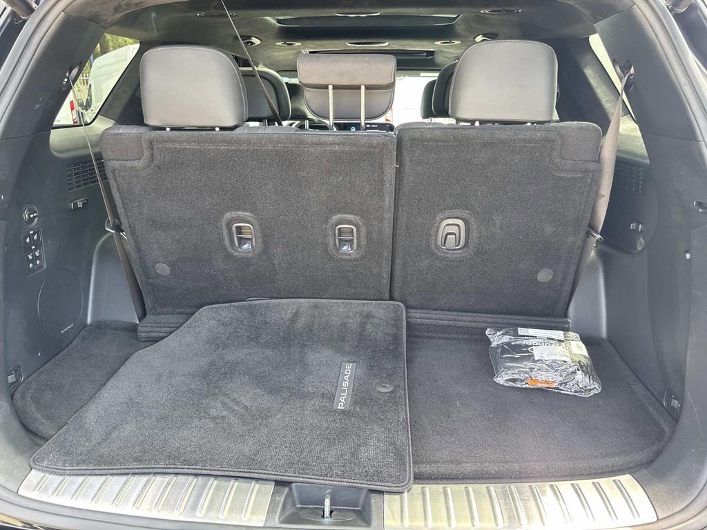 Used 2025 Hyundai Palisade Calligraphy AWD/4WD image 8